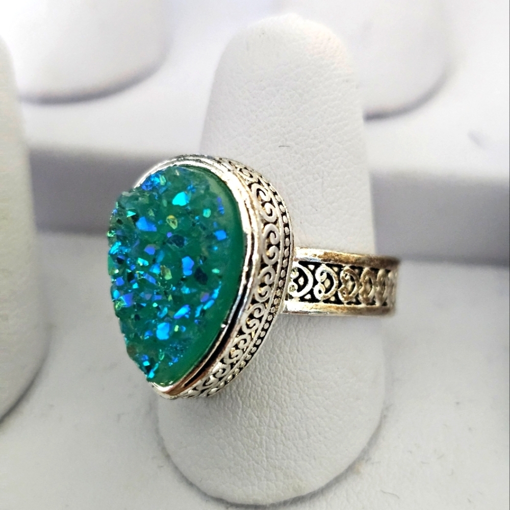 SILVER Vintage Style Sky Blue Rainbow Titanium Druzy Teardrop Ring Size 9 NWOT